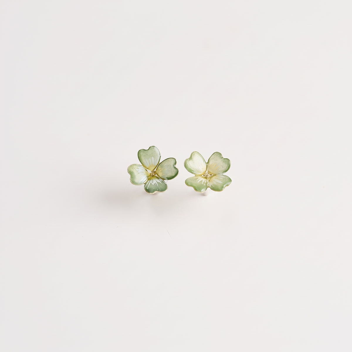 Four Leaf Clover Earrings - detail image