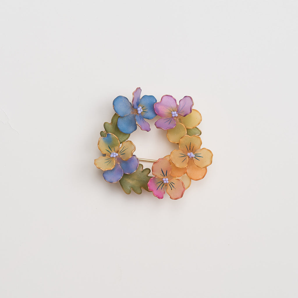 Pansy Brooch - detail image